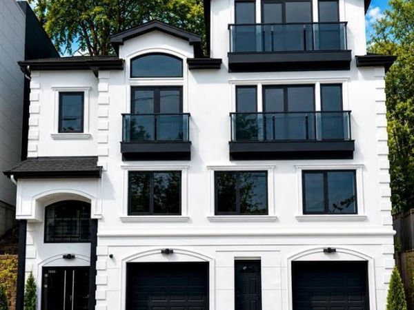1080 River Road, EDGEWATER, NJ 07020