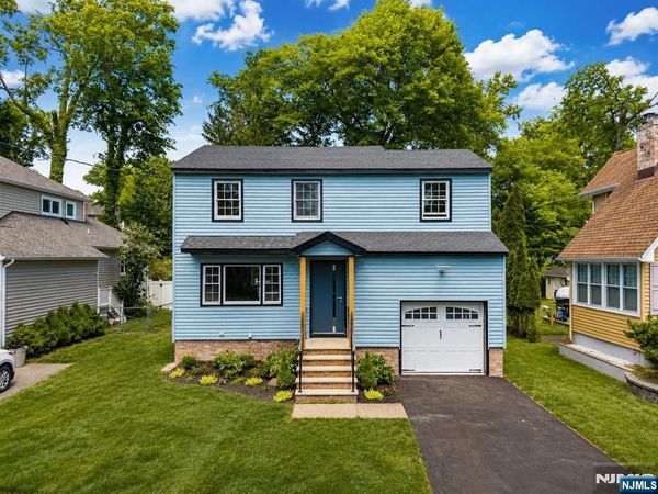 21 Glannon Road, LIVINGSTON, NJ 07039