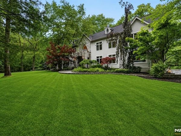11 Pine Tree Drive, SADDLE RIVER, NJ 07458