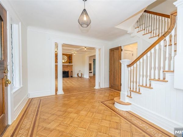 16 Upper Mountain Avenue, MONTCLAIR, NJ 07042