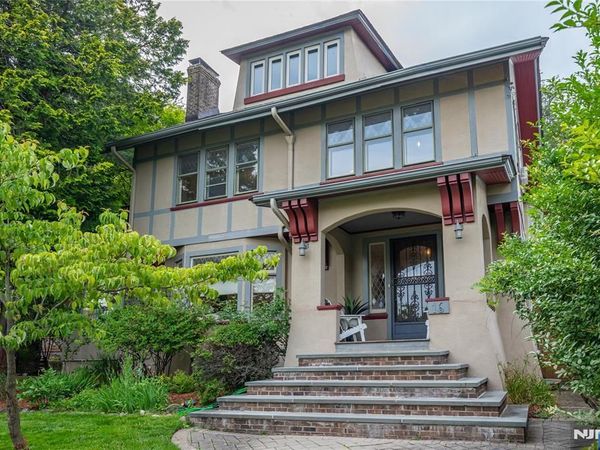 16 Upper Mountain Avenue, MONTCLAIR, NJ 07042