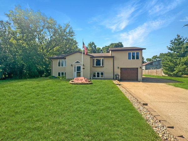 2832 Mill Street, Slayton, MN 56172