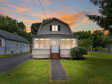 110 Earl Avenue , Syracuse, NY 13211