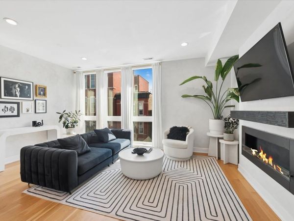 722 N Ada Street , Unit 3, Chicago, IL 60642