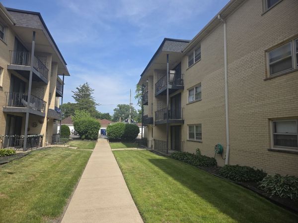 2041 N Harlem Avenue , Unit 3E, Chicago, IL 60707