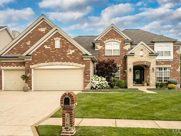 466 Blackwolf Run Drive, Wildwood, MO 63040