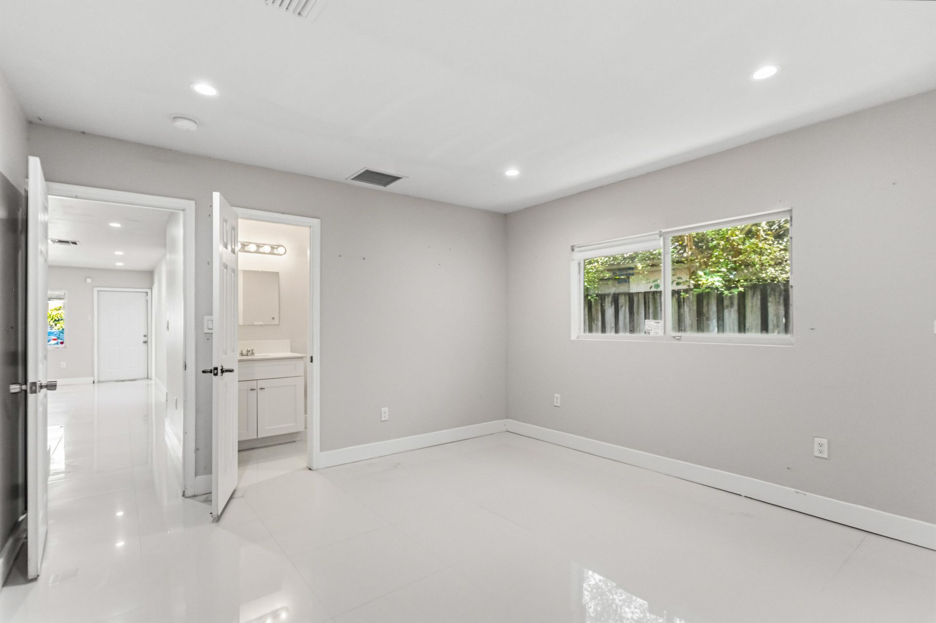 1519-1521 NW 8th Avenue, Fort Lauderdale, FL 33311 Photo
