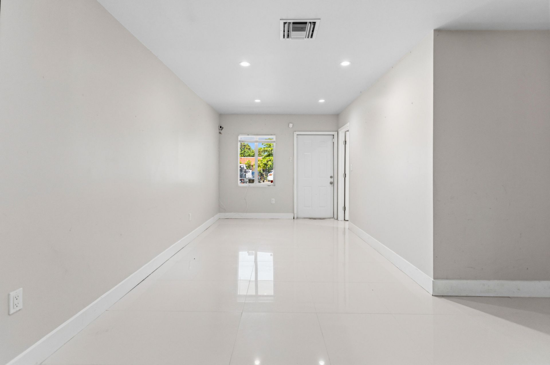 1519-1521 NW 8th Avenue, Fort Lauderdale, FL 33311 Photo