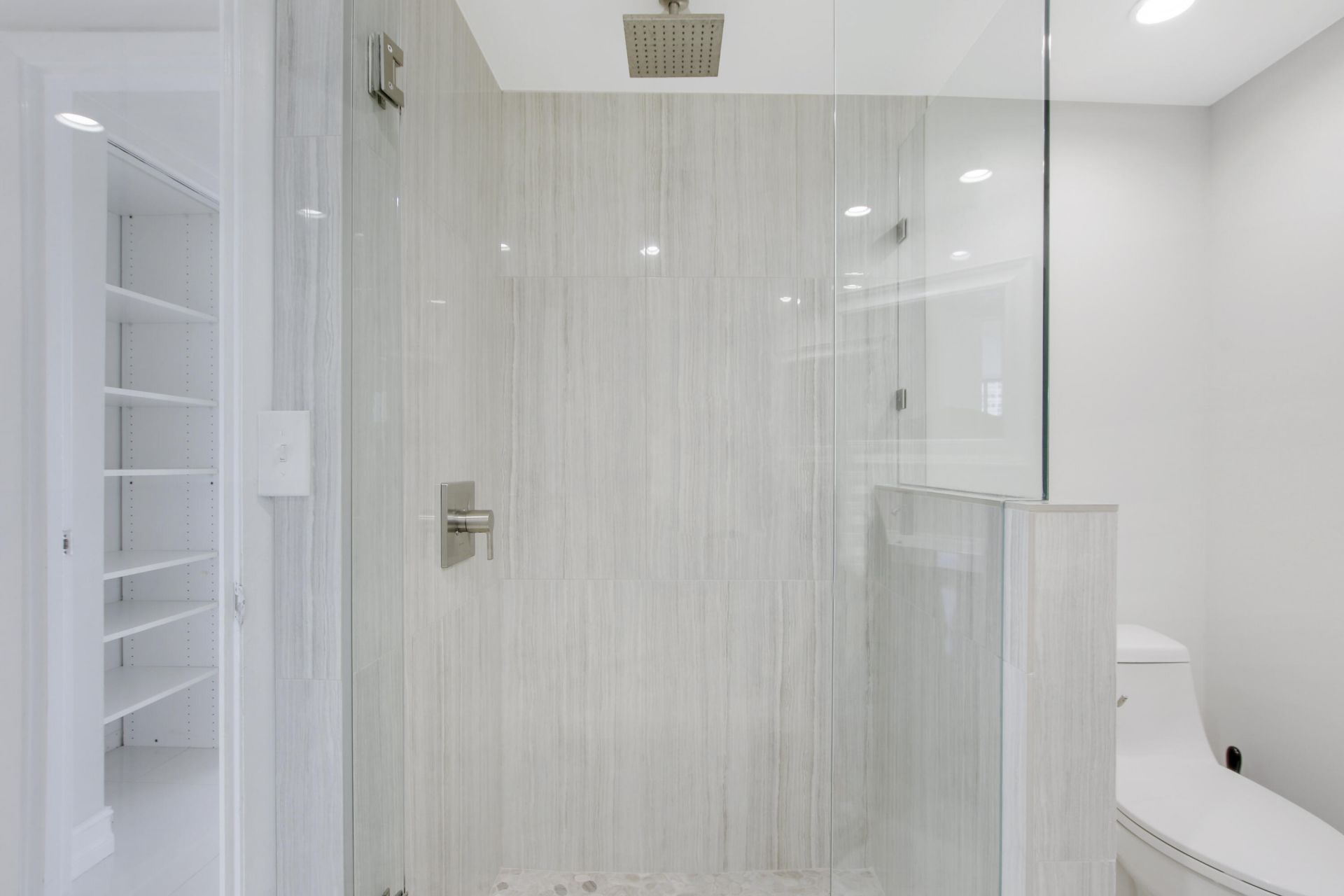 1500 Presidential Way, Unit 404, West Palm Beach, FL 33401 Photo