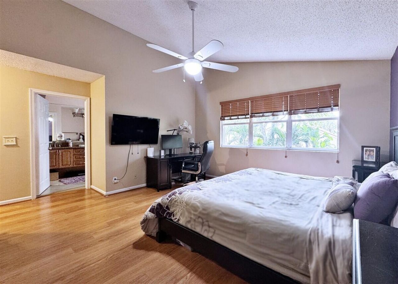 1020 NW 107th Avenue, Plantation, FL 33322 Photo
