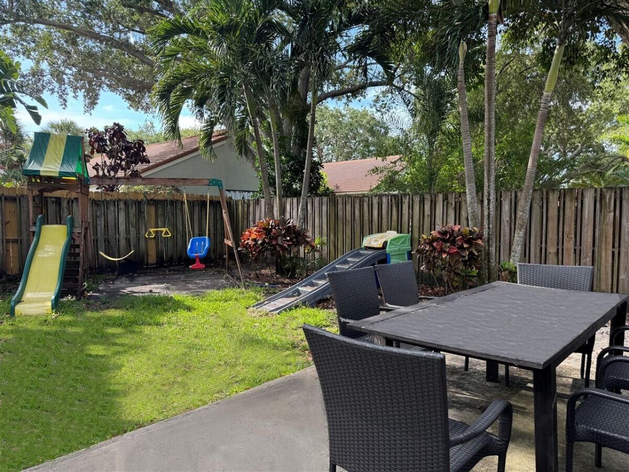 1020 NW 107th Avenue, Plantation, FL 33322 Photo