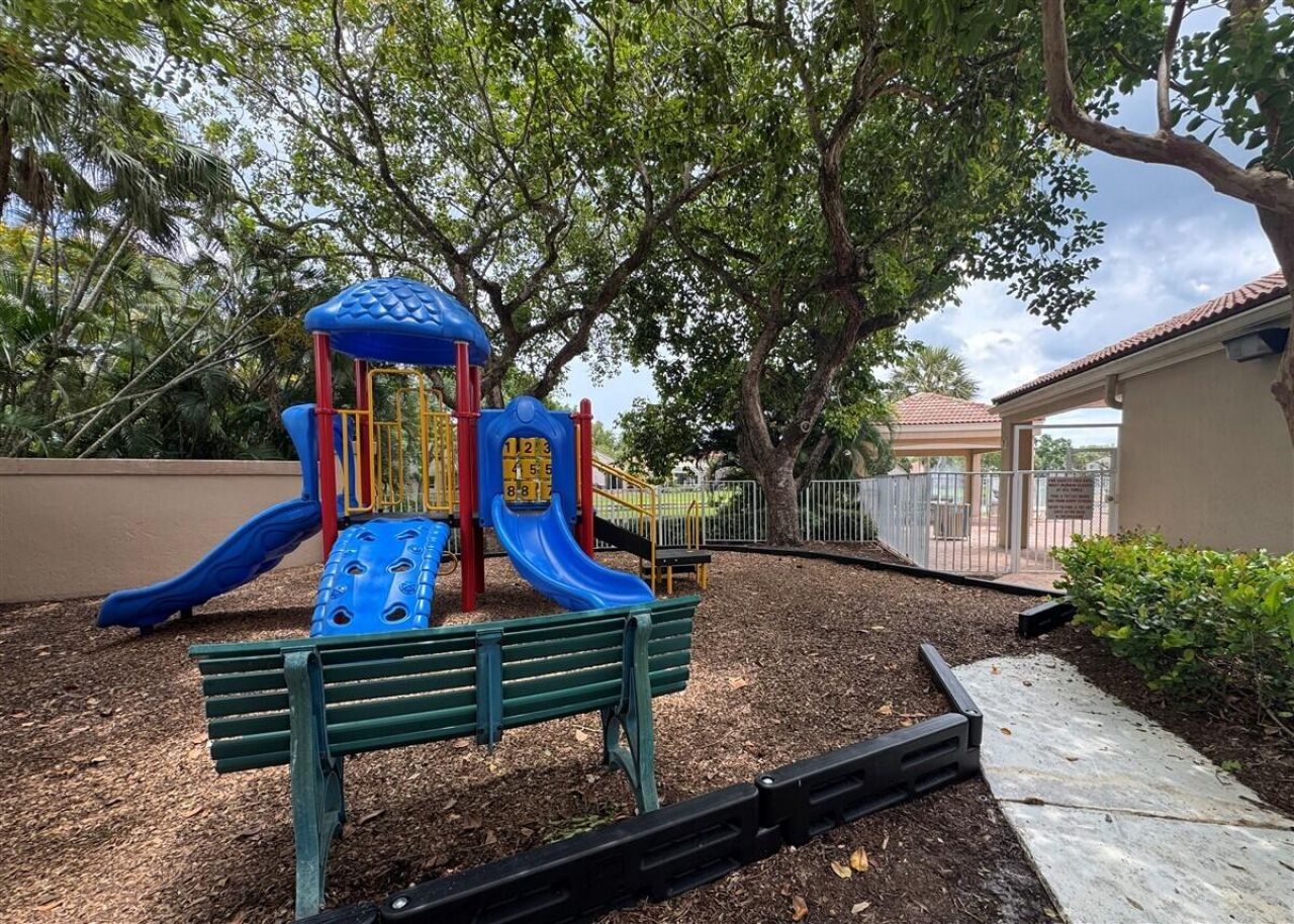 1020 NW 107th Avenue, Plantation, FL 33322 Photo