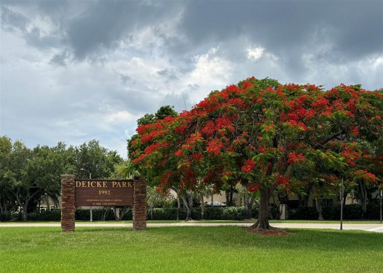 1020 NW 107th Avenue, Plantation, FL 33322 Photo