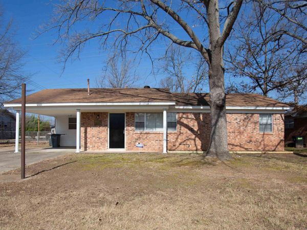 6505 Farmstead Road , North Little Rock, AR 72117