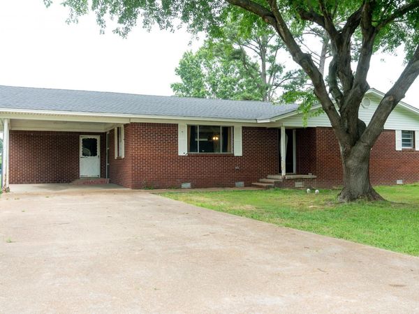 904 W College , Beebe, AR 72012