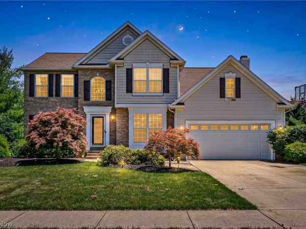 9195 Victoria Lane , North Ridgeville, OH 44039