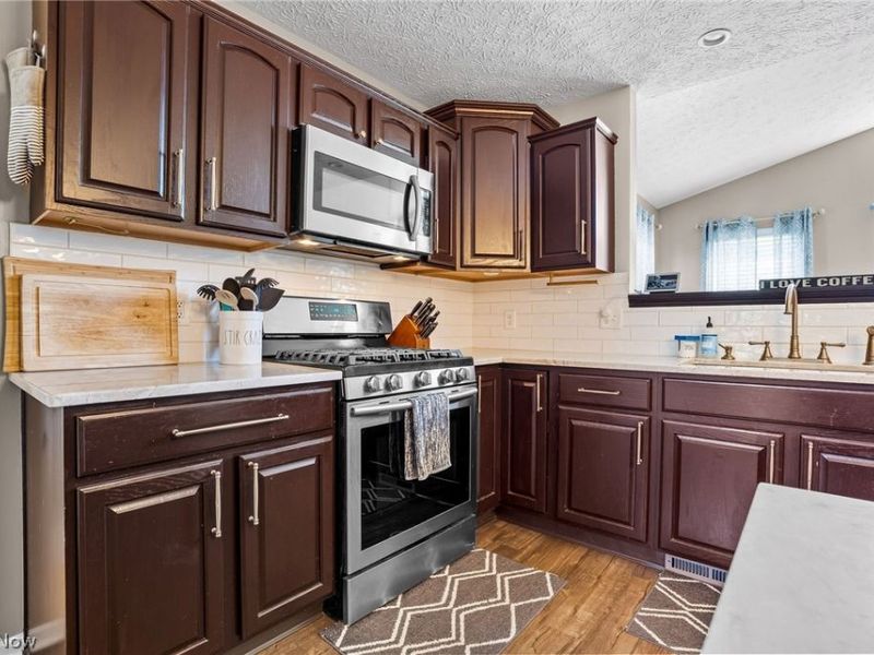 9195 Victoria Lane , North Ridgeville, OH 44039 Photo 10