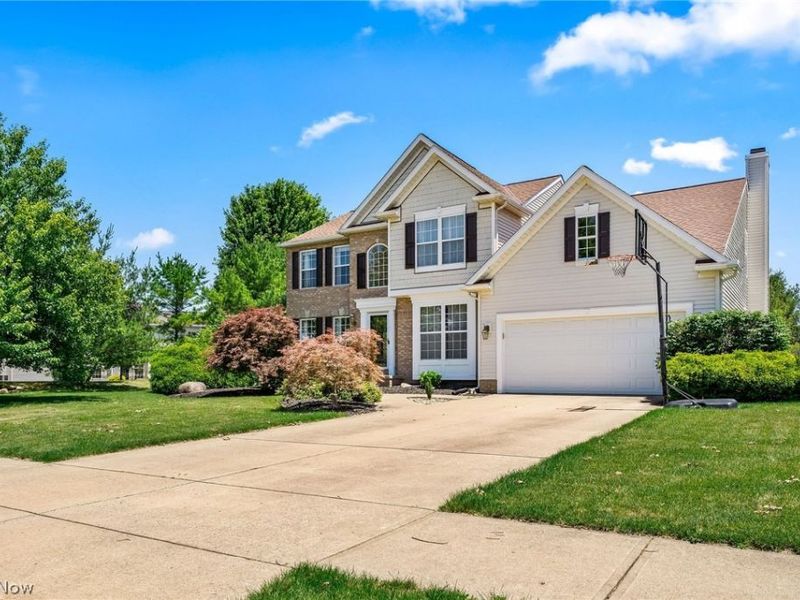 9195 Victoria Lane , North Ridgeville, OH 44039 Photo 4