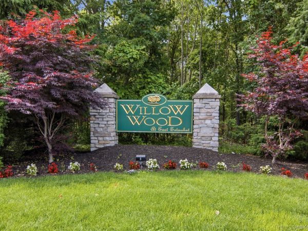 31 Willow Wood Drive, East Setauket, NY 11733