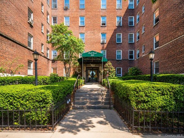765 Bronx River Rd, Unit 6G, Bronxville, NY 10708