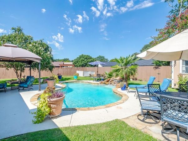 922 Highland Drive, Cleburne, TX 76033