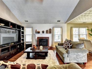 3940 Piper Glen Drive, Buford, GA 30519