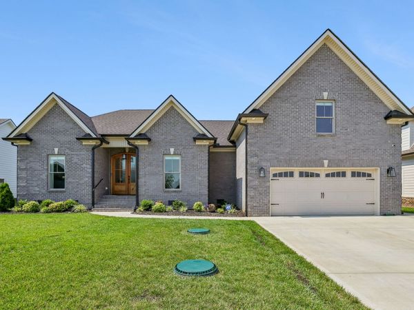 3405 Bootknife Dr, Bell Buckle, TN 37020