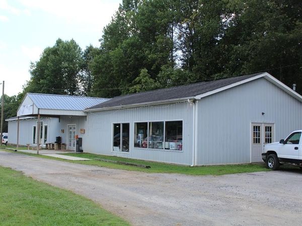3818 S Grundy Quarles Hwy , Gainesboro, TN 38562
