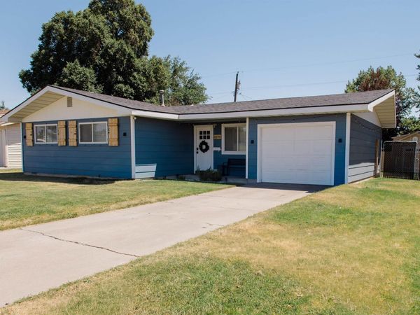 1270 N 3rd E, Mountain Home, ID 83647
