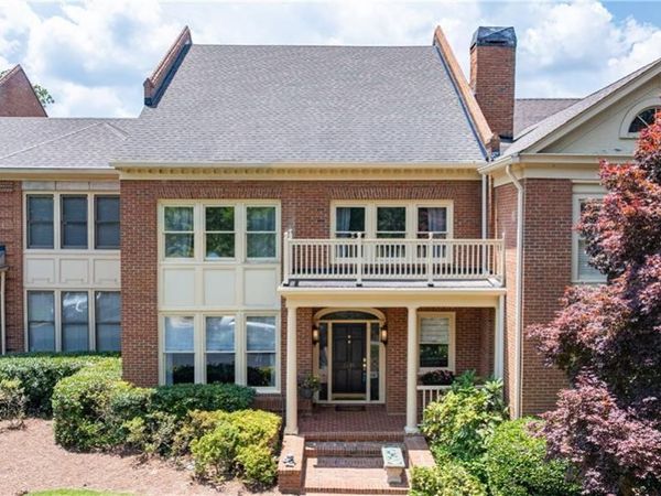 3010 Riverside Road, Unit 3010, Roswell, GA 30076