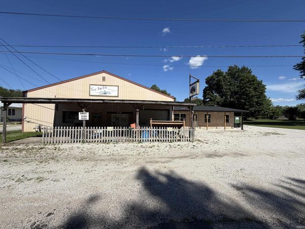 5736 N St Rd 57 Road, Petersburg, IN 47567
