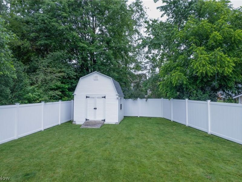 3293 Bath Heights Drive, Cuyahoga Falls, OH 44223 Photo 23