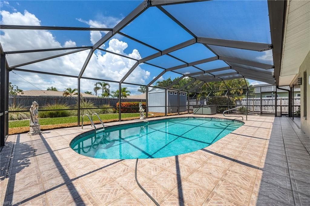 805 SW 52nd St , Cape Coral, FL 33914 Photo
