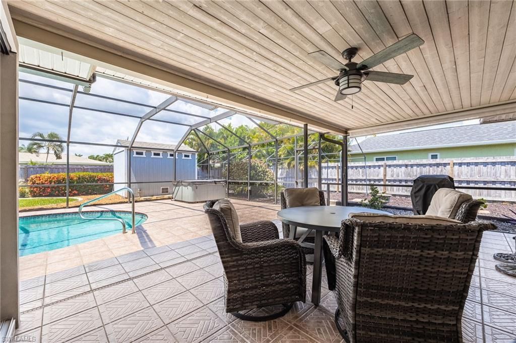 805 SW 52nd St , Cape Coral, FL 33914 Photo