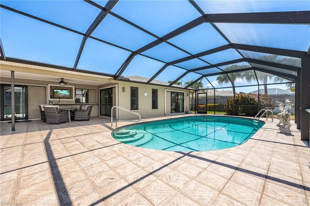 805 SW 52nd St , Cape Coral, FL 33914 Photo
