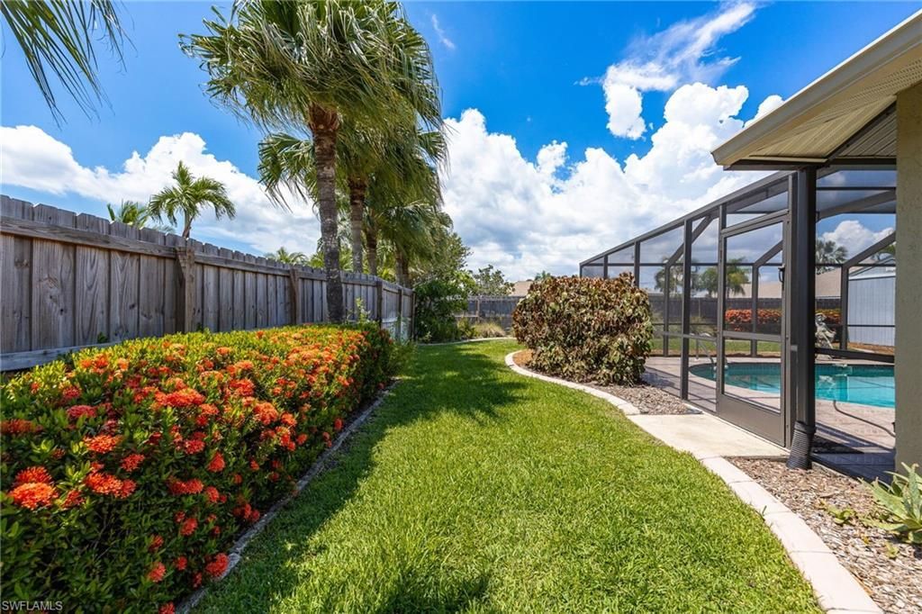 805 SW 52nd St , Cape Coral, FL 33914 Photo
