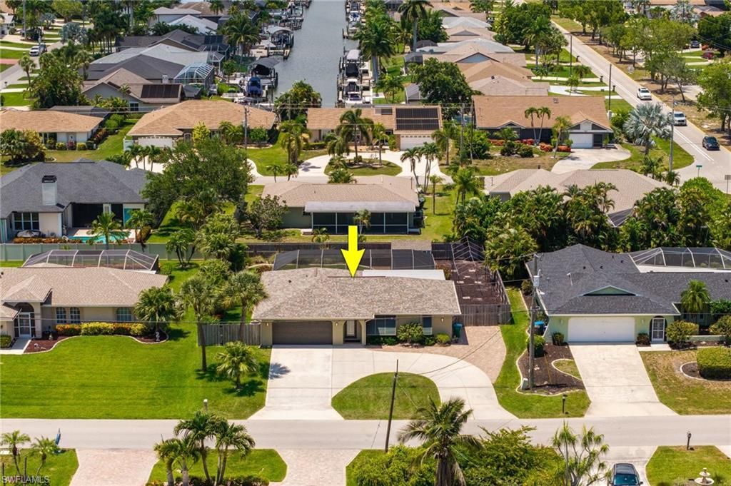 805 SW 52nd St , Cape Coral, FL 33914 Photo