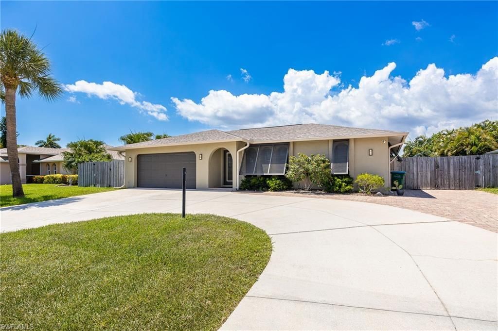 805 SW 52nd St , Cape Coral, FL 33914 Photo