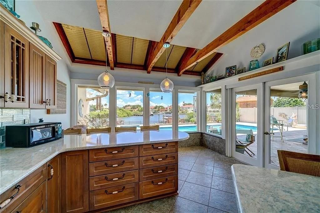 4147 Saltwater Boulevard, Tampa, FL 33615 Photo