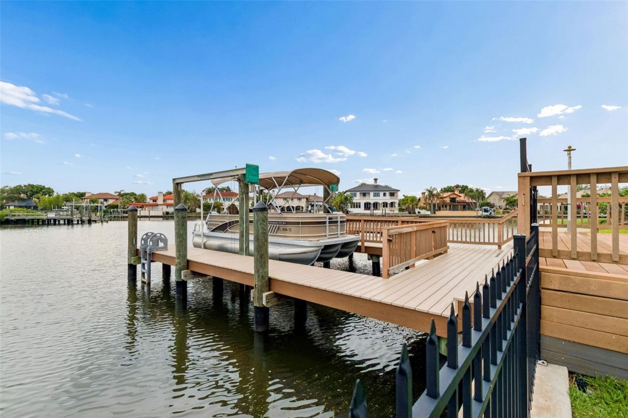 4147 Saltwater Boulevard, Tampa, FL 33615 Photo