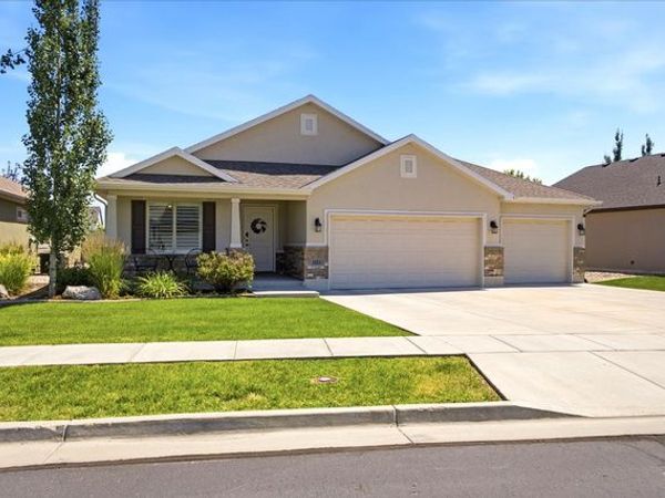 3421 W 3800 S, West Haven, UT 84401