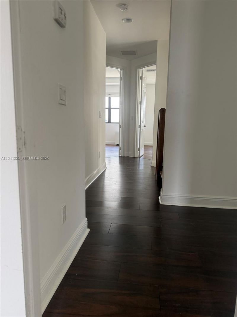 8478 NW 52nd St , Doral, FL 33166 Photo