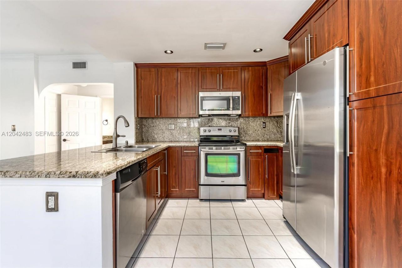 4671 SW 154th Pl, Miami, FL 33185 Photo