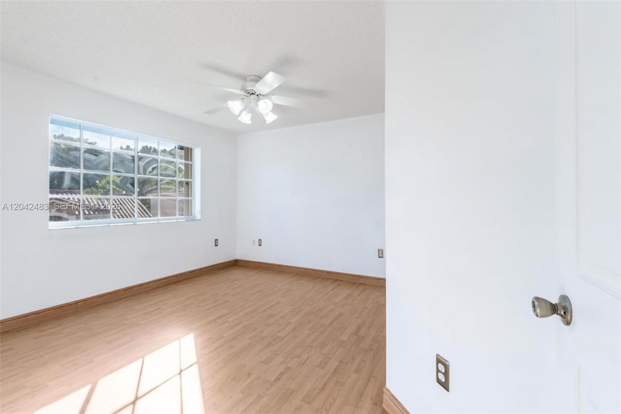 4671 SW 154th Pl, Miami, FL 33185 Photo