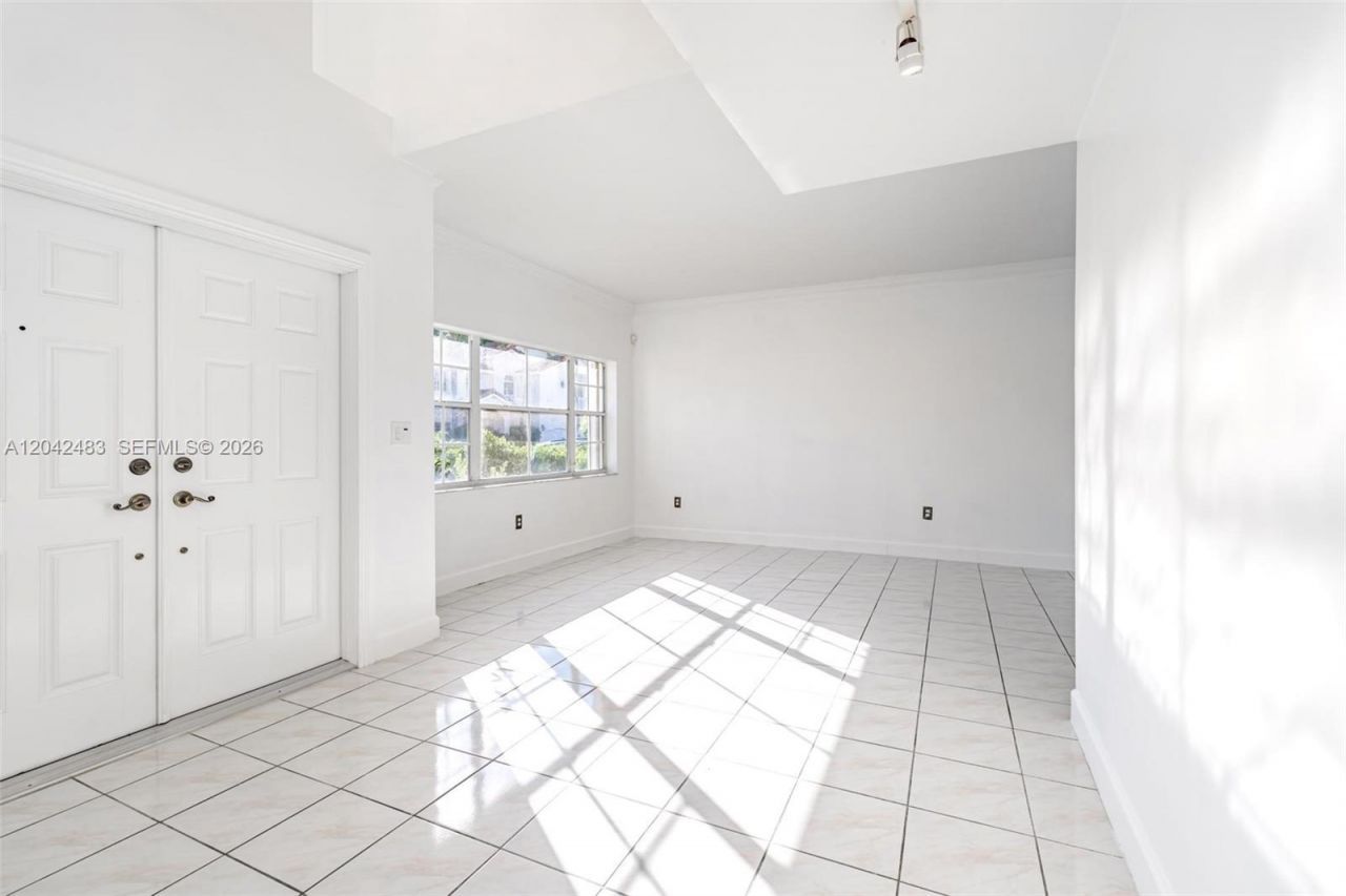 4671 SW 154th Pl, Miami, FL 33185 Photo