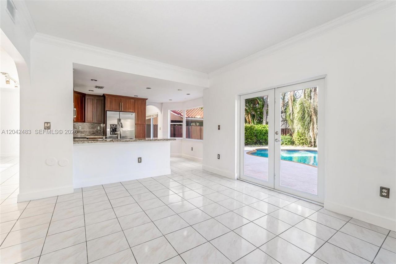 4671 SW 154th Pl, Miami, FL 33185 Photo