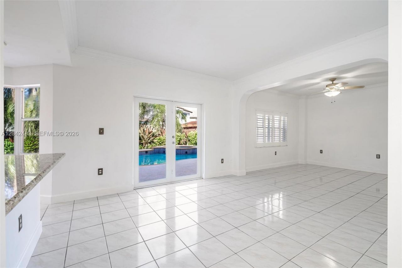 4671 SW 154th Pl, Miami, FL 33185 Photo