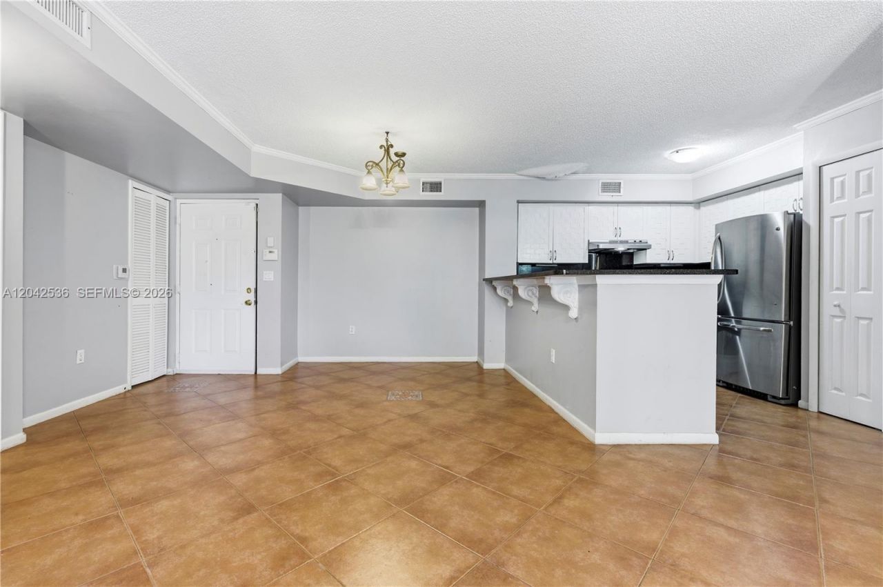 1721 Village Blvd , Unit 104, West Palm Beach, FL 33409 Photo