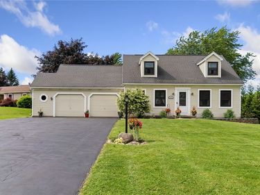 1282 Centennial Drive , Ontario, NY 14519