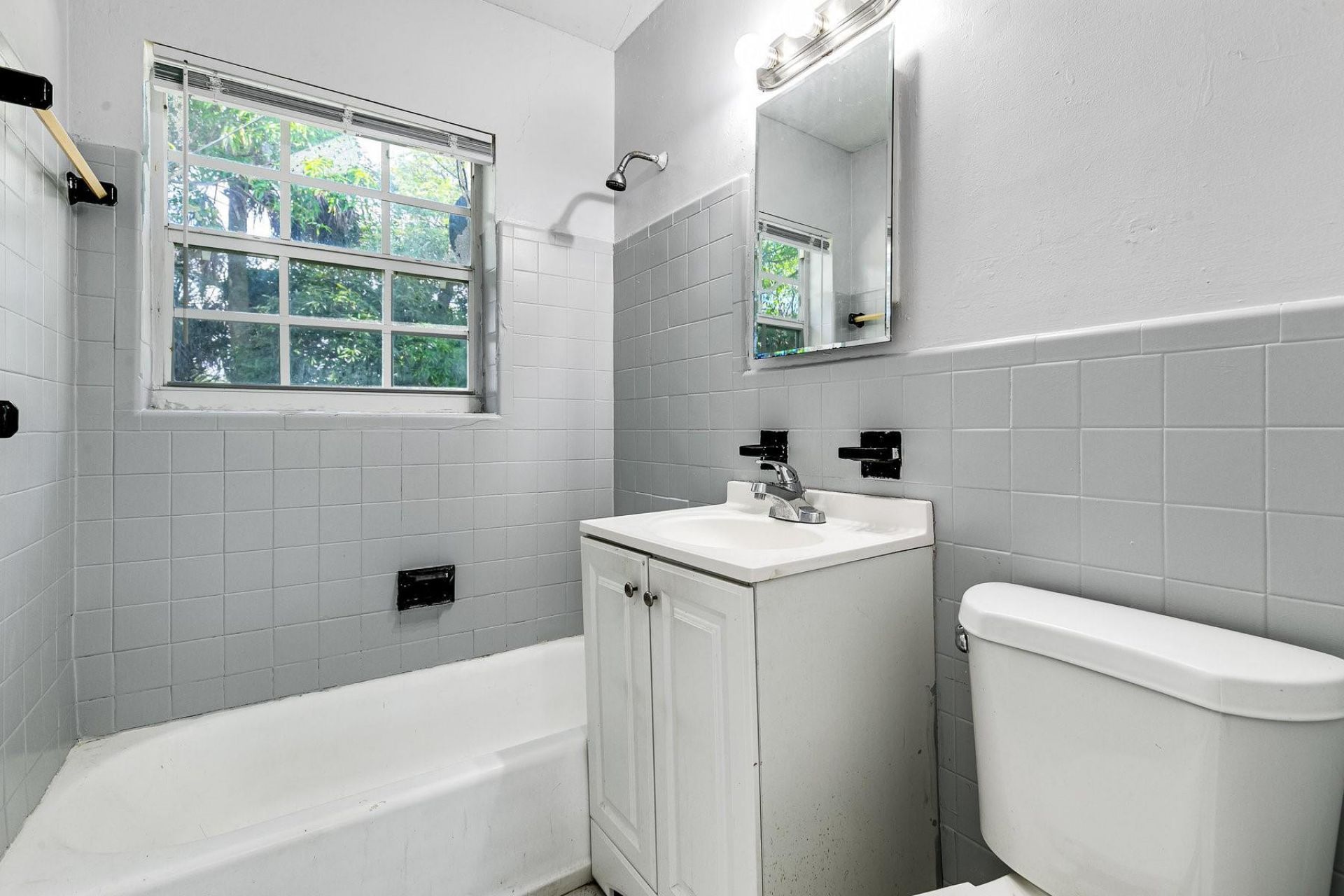 1406 NW 11th Street, Fort Lauderdale, FL 33311 Photo